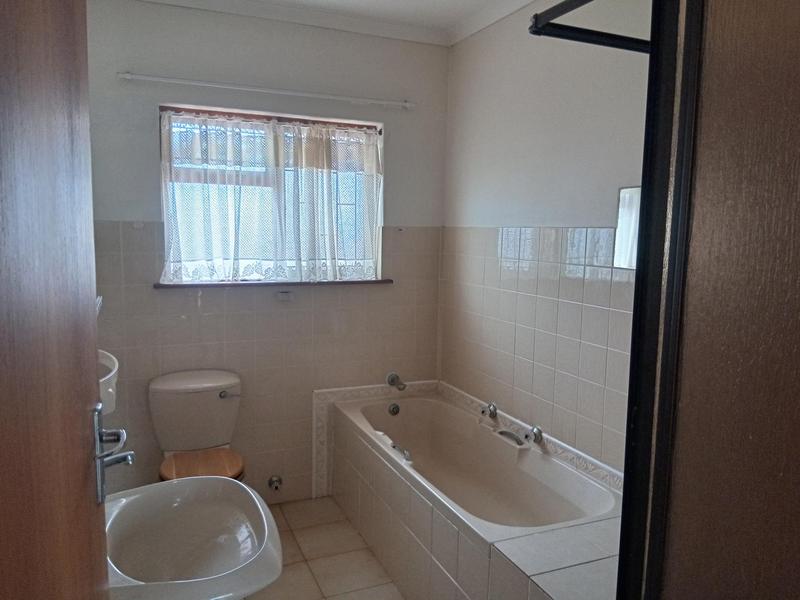 4 Bedroom Property for Sale in Tergniet Western Cape